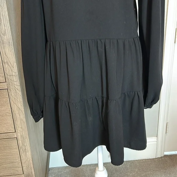 PINCH | Black Chiffon Tiered Long-Sleeve Dress | Medium - Picture 12 of 14